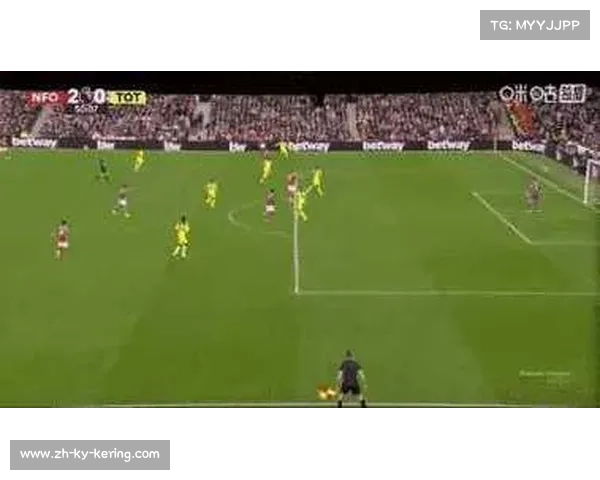 诺丁汉森林3-0热刺，奥多伊吊射世界波完成梅开二度