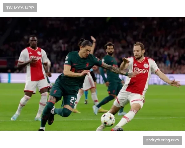 多特蒙德主场4-0大胜弗赖堡，提前三轮锁定下赛季欧冠参赛资格